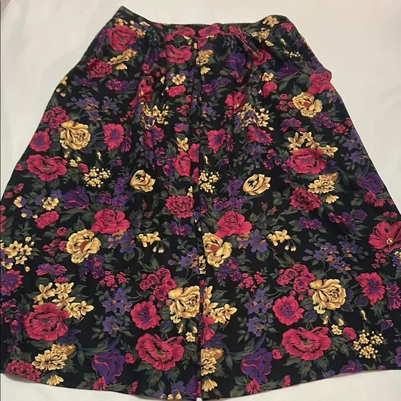 Talbots Floral Women's Skirt - Black, Red, Yellow size 12P - Picture 1 of 8